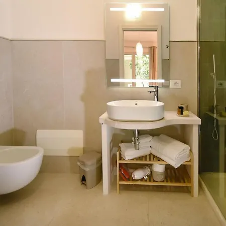 Le Monde Apartment