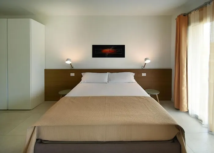 Le Monde * Villasimius